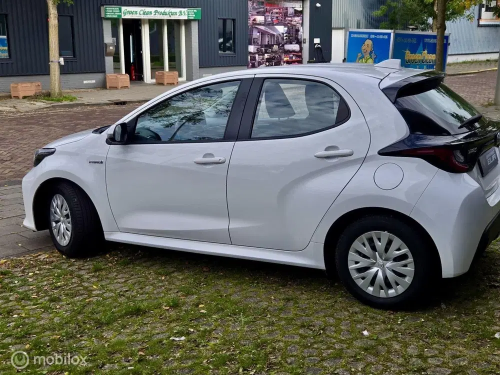 Toyota Yaris 1.5 Hybrid Active uit 2021, foto 9