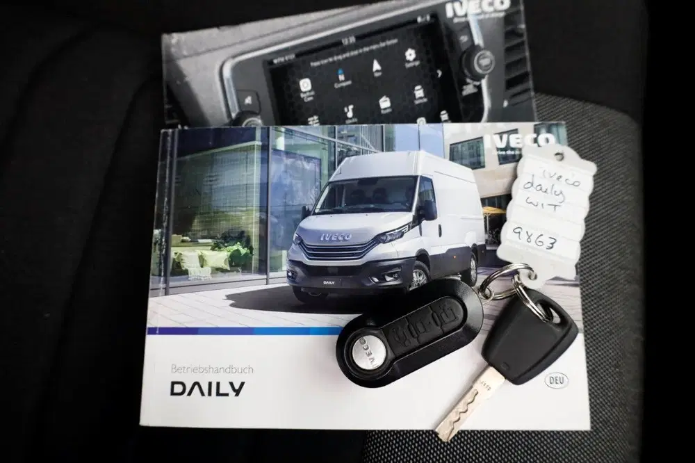 Iveco Daily 35S21 3.0 210pk L2H2 HiMatic Automaat Navi uit 2023, foto 6