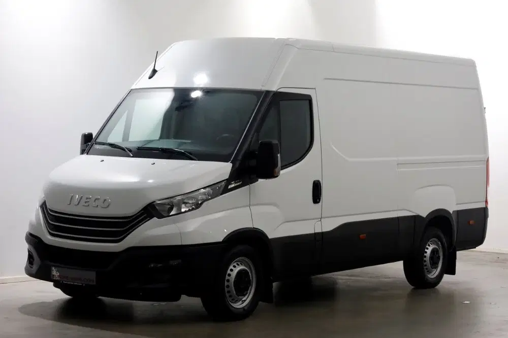 Iveco Daily 35S21 3.0 210pk L2H2 HiMatic Automaat Navi uit 2023, foto 8