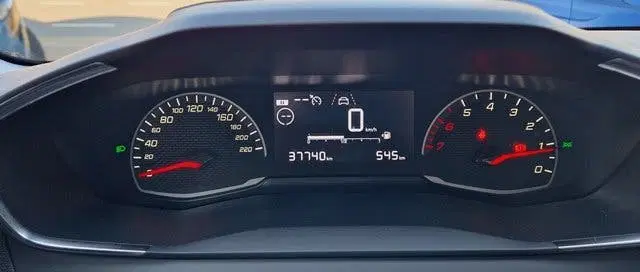 Peugeot 208 1.2 75PK PureTech Active uit 2022, foto 13