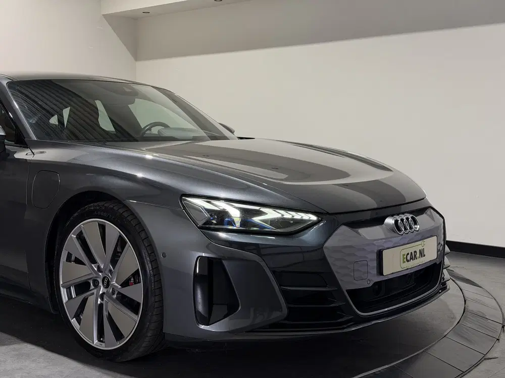 Audi e-tron GT 93 kWh uit 2022, foto 10