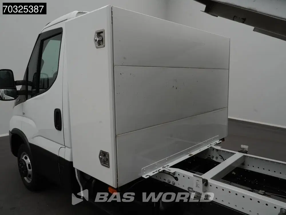 Iveco Daily 3.0L Kipper Doppelbereifung 3 uit 2022, foto 10