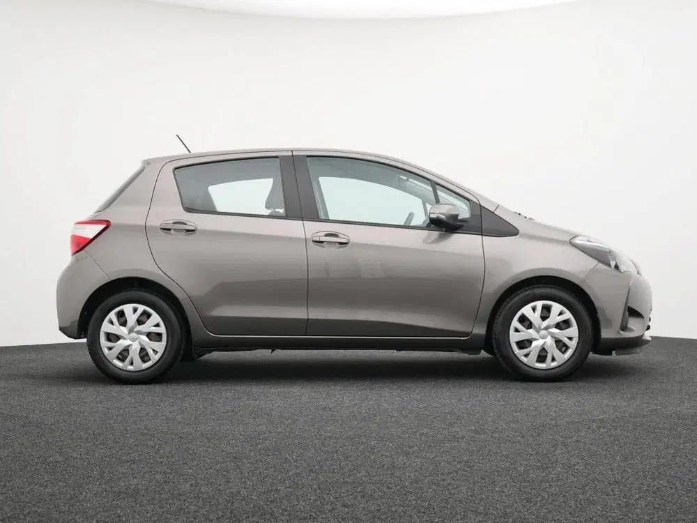 Toyota Yaris 1.0 VVT-i Comfort uit 2020, foto 11