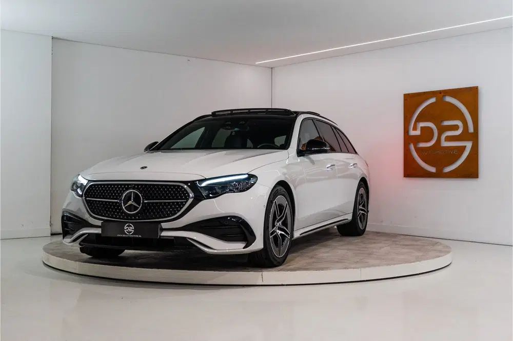 Mercedes-Benz E-Klasse 300 e Premium AMG 313PK uit 2025