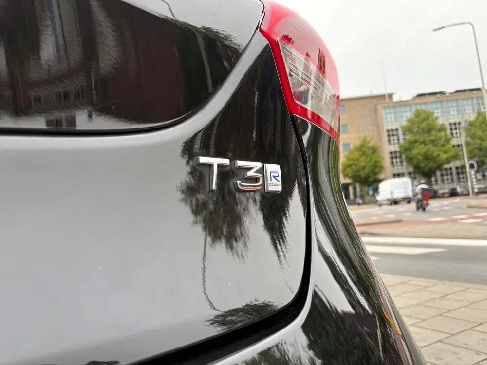 Volvo V40 1.5 T3 Polar+ Sport R-Design Automaat Glas uit 2019, foto 10