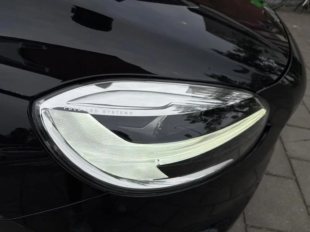 Volvo V40 1.5 T3 Polar+ Sport R-Design Automaat Glas uit 2019, foto 11