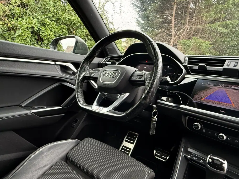 Audi Q3 35 TFSI S Edition I Pano I Automaat uit 2022, foto 13