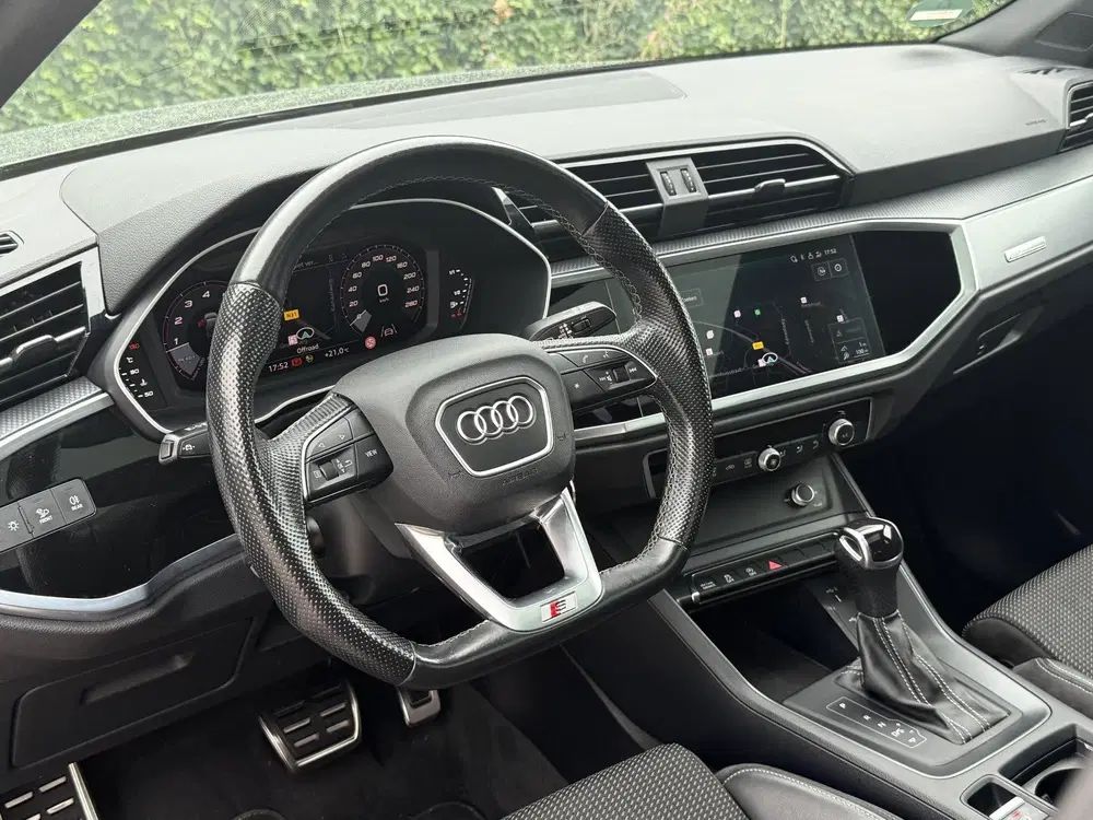 Audi Q3 35 TFSI S Edition I Pano I Automaat uit 2022, foto 9