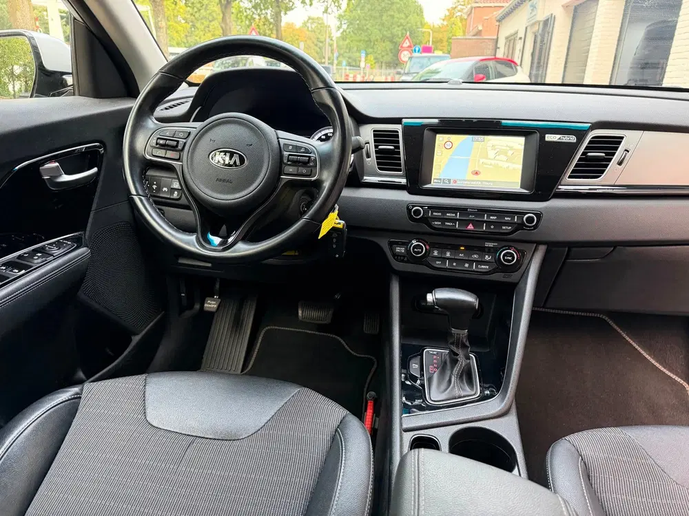 Kia Niro 1.6 GDi Hybrid DynamicLine uit 2019, foto 14