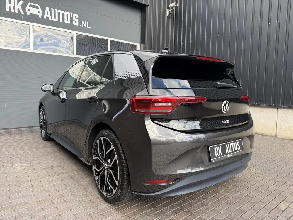 Volkswagen ID.3 First Plus 58 kWh uit 2020, foto 2