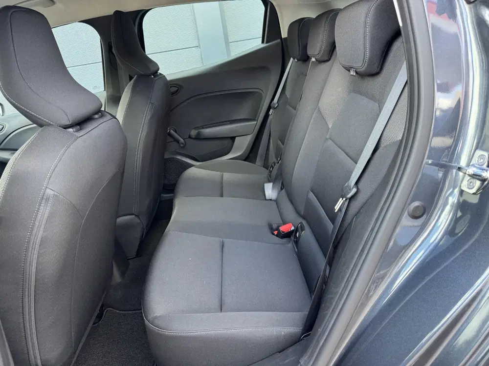 Renault Clio 1.0 TCe Life uit 2022, foto 7