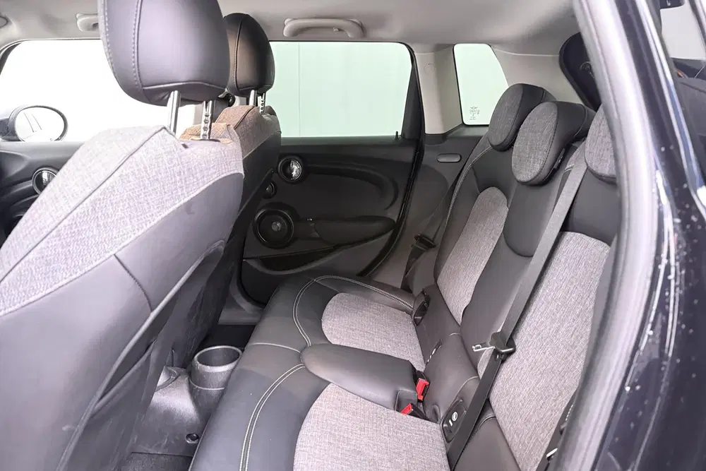 Mini Cooper 1.5 136 PK Aut. Cooper Business+ Harman uit 2021, foto 12