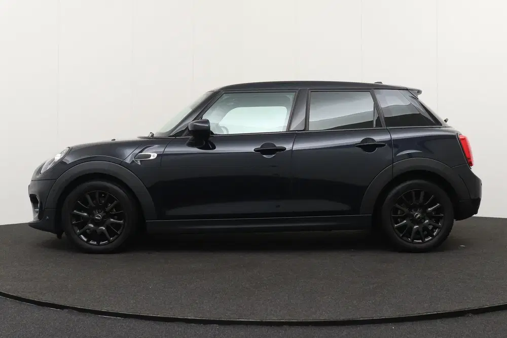 Mini Cooper 1.5 136 PK Aut. Cooper Business+ Harman uit 2021, foto 5