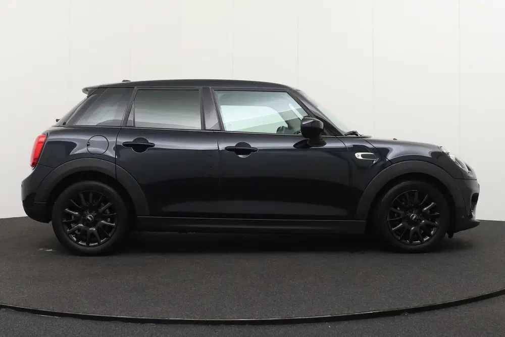 Mini Cooper 1.5 136 PK Aut. Cooper Business+ Harman uit 2021, foto 6