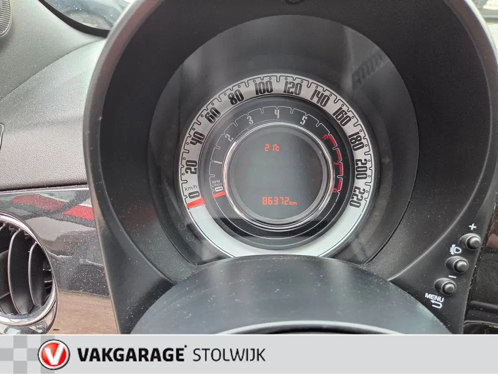 Fiat 500 1.0 Hybrid Dolcevita uit 2021, foto 13