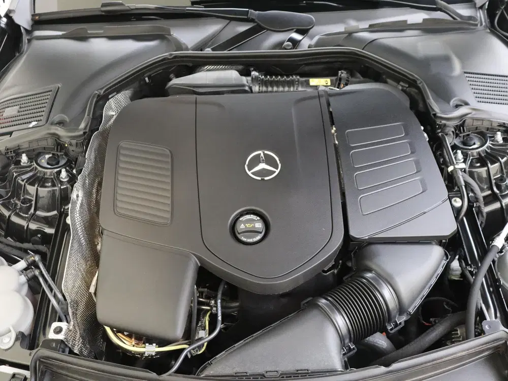 Mercedes-Benz C-Klasse 300 e Business Solution AMG uit 2025, foto 5
