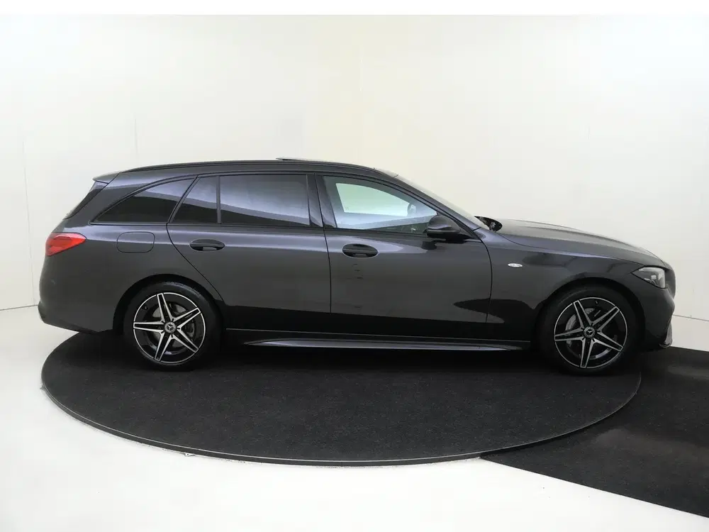 Mercedes-Benz C-Klasse 300 e Business Solution AMG uit 2025, foto 9