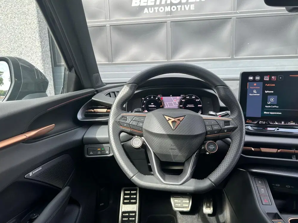 Cupra Terramar 1.5 TSI e-Hybrid Keyless Pano uit 2024, foto 11