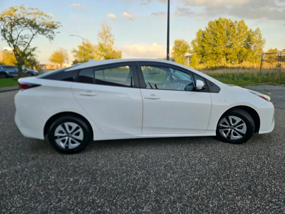 Toyota Prius Wij hebben nog goede Hybride Toyota`s>> dr uit 2019, foto 6