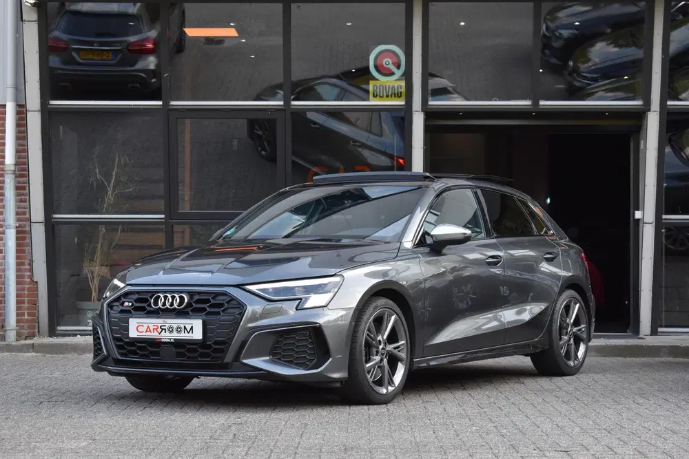 Audi S3 2.0 TFSI quattro Pano Massage Keyless Lane uit 2023, foto 3