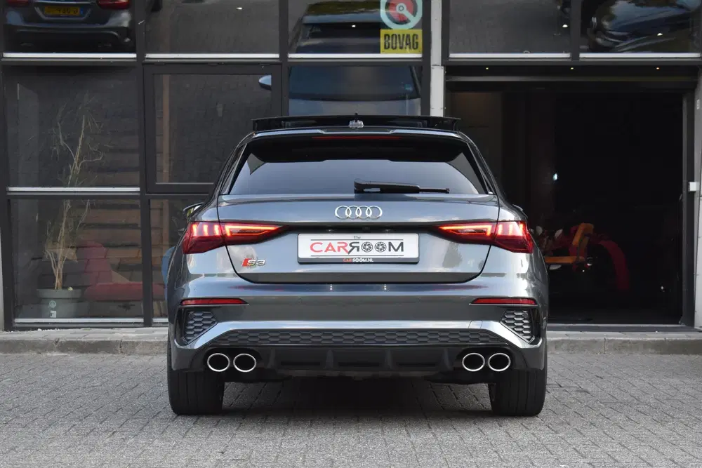 Audi S3 2.0 TFSI quattro Pano Massage Keyless Lane uit 2023, foto 6