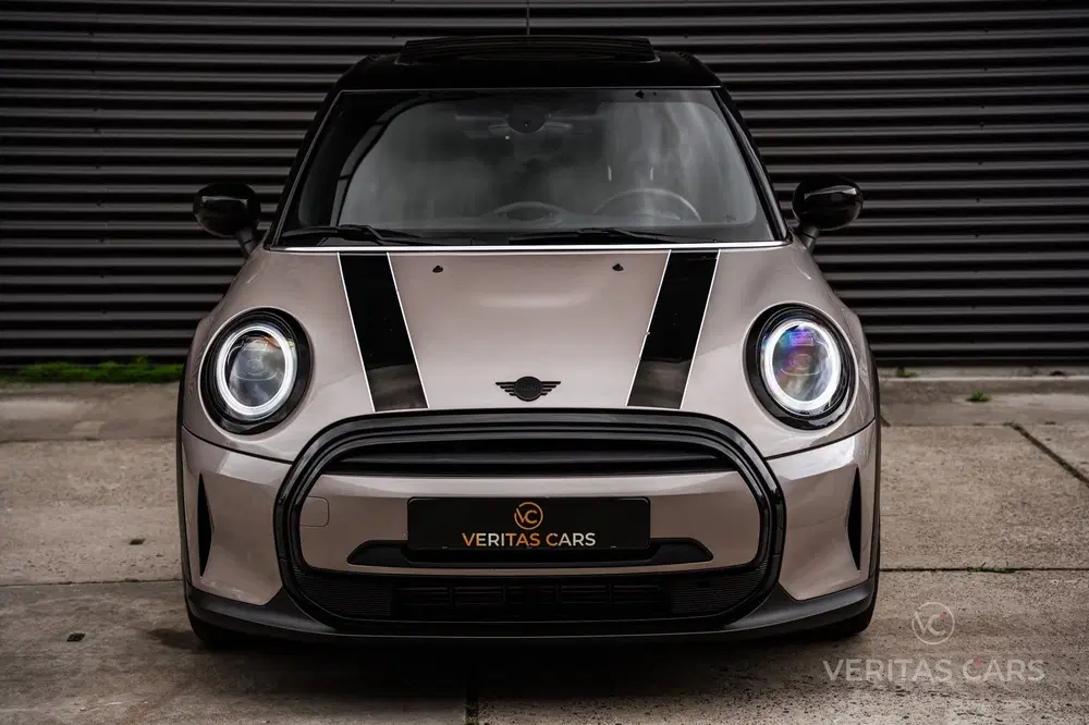 Mini Cooper 1.5 Cooper Business Edition 136PK uit 2022, foto 2