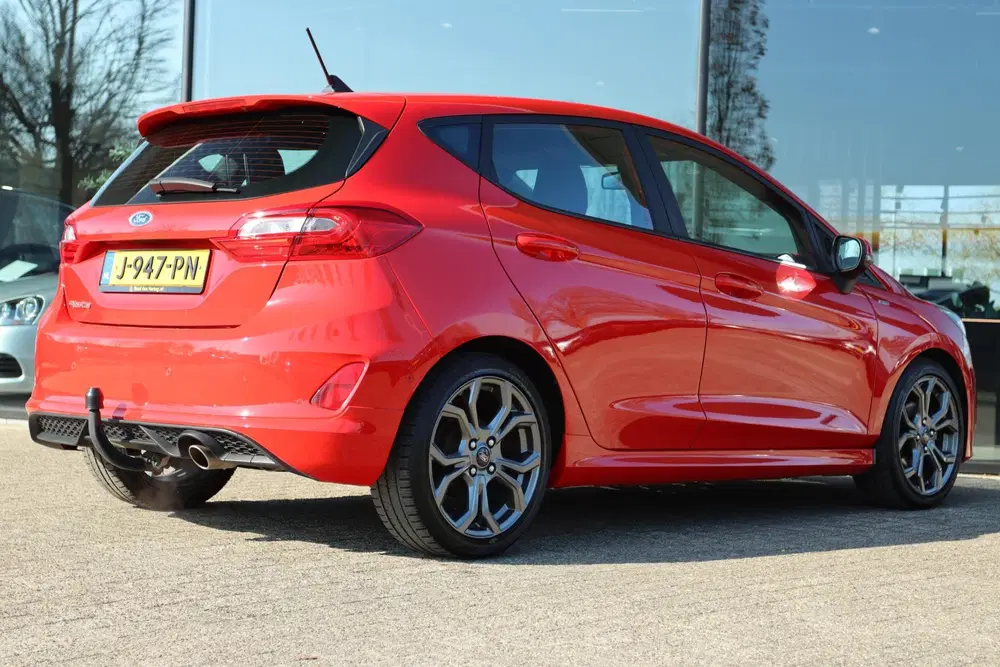 Ford Fiesta 1.0 EB AUTOMAAT ST-LINE + TREKHAAK uit 2020, foto 2