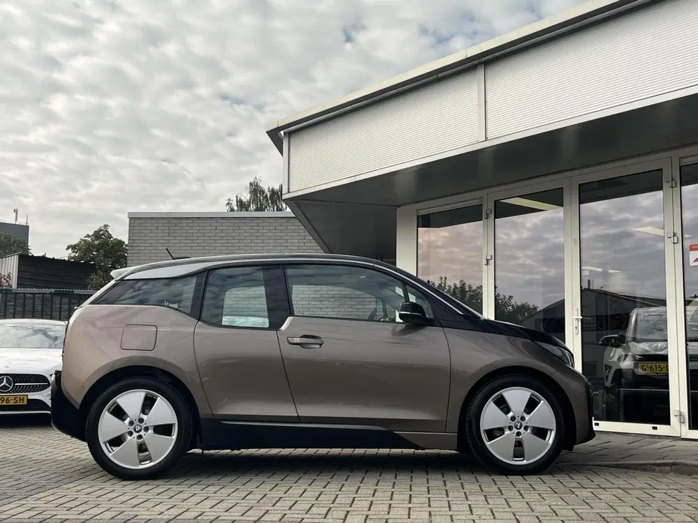 BMW i3 GROTE BATTERIJ 120Ah 42 kWh SOH 94% CAMERA uit 2019, foto 3