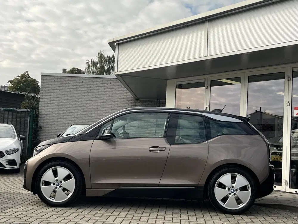 BMW i3 GROTE BATTERIJ 120Ah 42 kWh SOH 94% CAMERA uit 2019, foto 6
