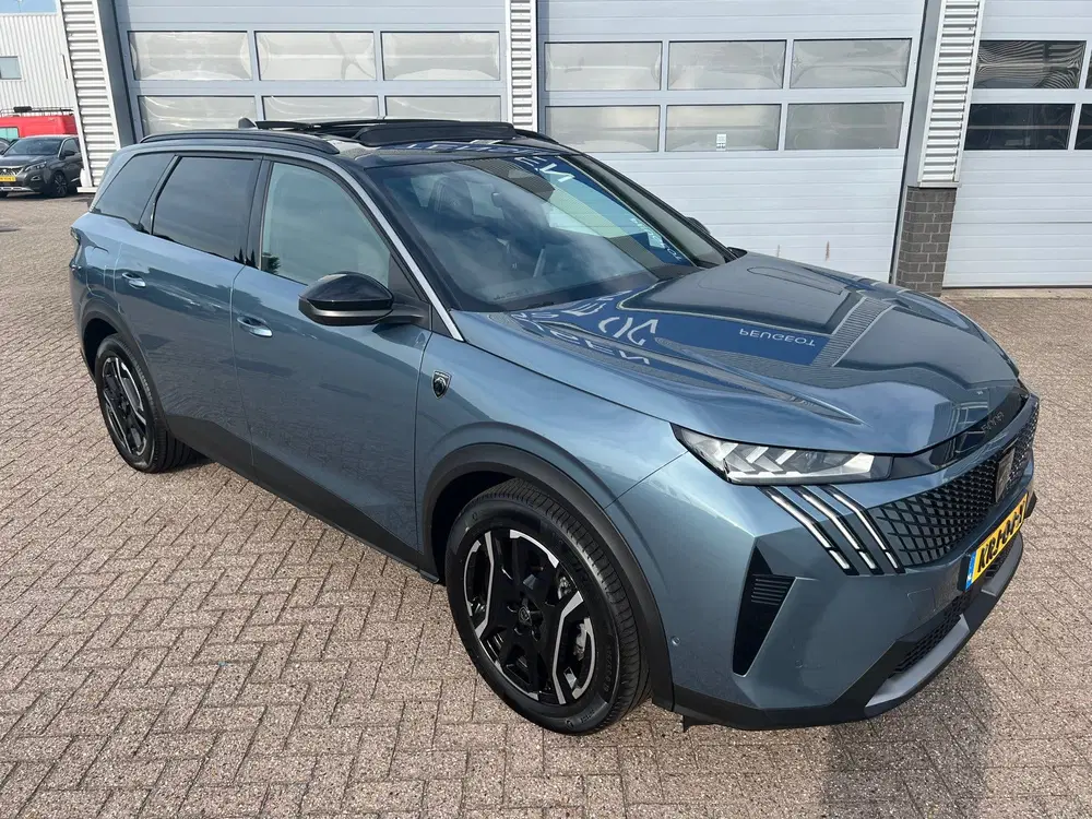Peugeot 5008 1.6 Plug-in Hybrid 195 GT 7p uit 2026, foto 2