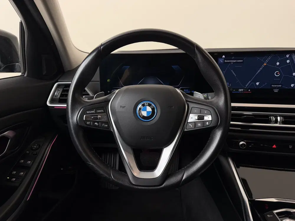 BMW 3-serie 3 Serie Touring 330e I Facelift I HUD I Ad uit 2022, foto 9