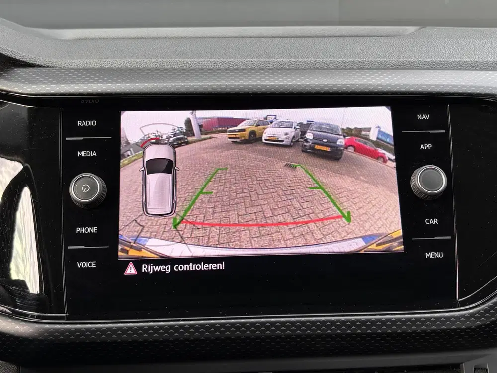 Volkswagen T-Cross 1.5 TSI Style Business R uit 2020, foto 15
