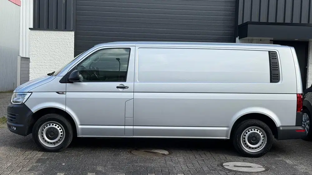 Volkswagen Transporter 2.0 TDI L2H1 DSG uit 2019, foto 14