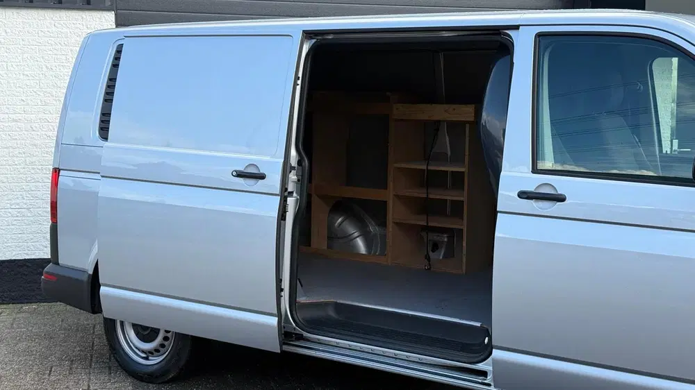 Volkswagen Transporter 2.0 TDI L2H1 DSG uit 2019, foto 7