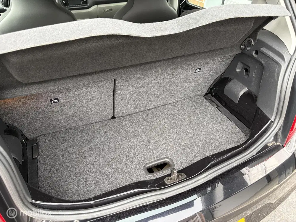 SEAT Mii 1.0 Sport Intense uit 2019, foto 10