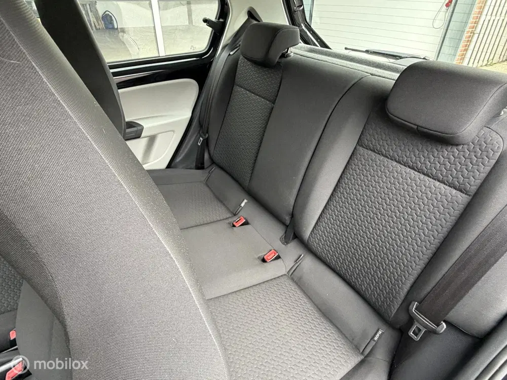 SEAT Mii 1.0 Sport Intense uit 2019, foto 9