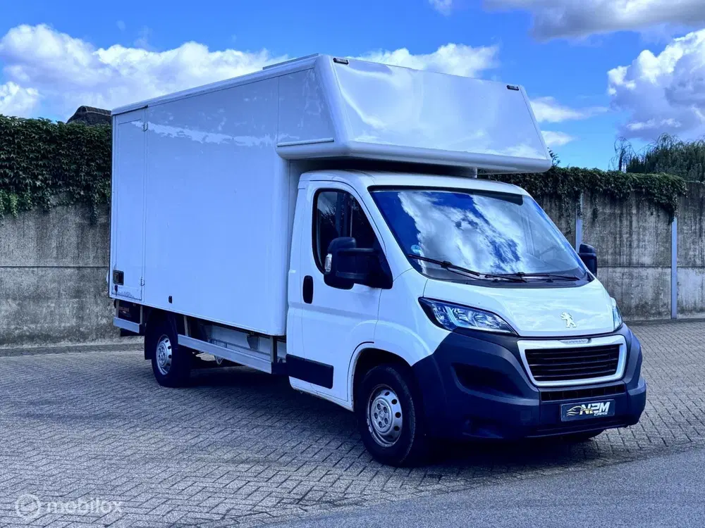 Peugeot Boxer 435 2.2 BlueHDi 165 Pro Zwaar uit 2020, foto 7