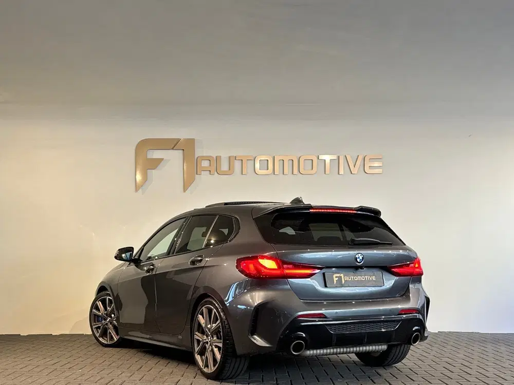 BMW 1-serie M135i xDrive Pano uit 2020, foto 6