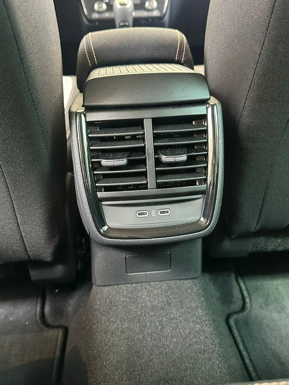 Skoda Kamiq 1.0 TSI Business Edition uit 2026, foto 11