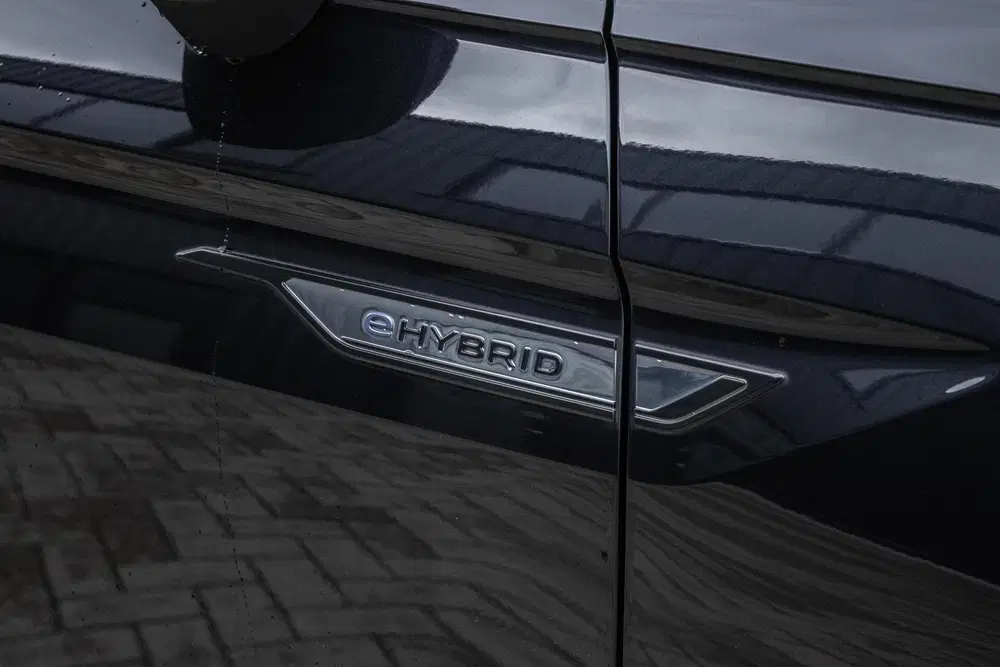 Volkswagen Tiguan 1.4 TSI eHybrid R-Line uit 2023, foto 12