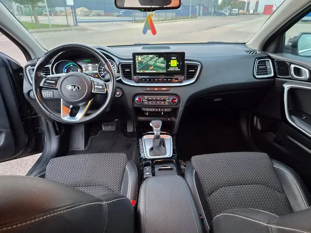 Kia XCeed 1.6 GDi Phev 141pk Dct6 2021 Grijs uit 2021, foto 4
