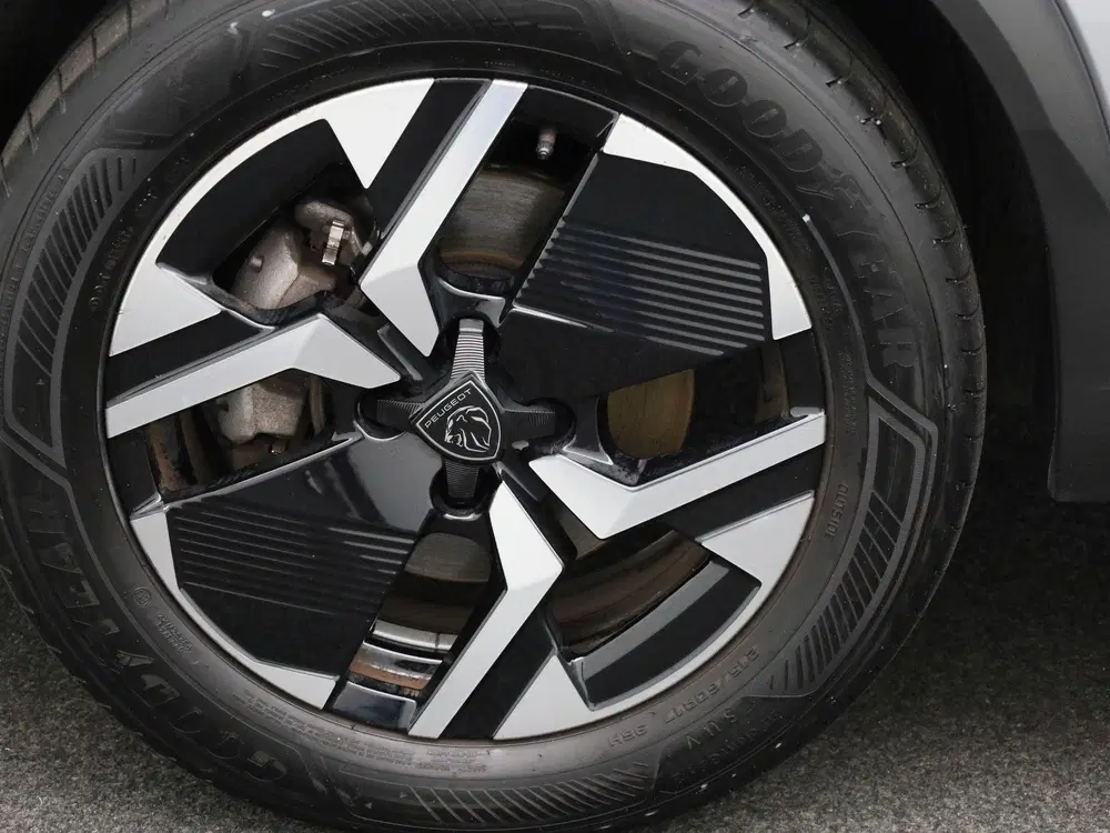 Peugeot 2008 EV Allure 54 kWh uit 2024, foto 15