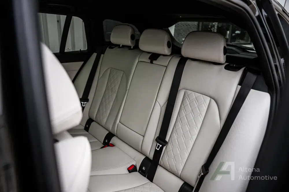 BMW 3-serie M340i xDrive High Executive BTW uit 2022, foto 11
