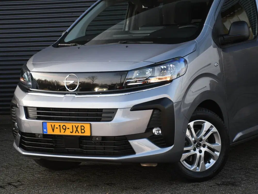 Opel Vivaro L2 2.0 Diesel 145pk CAMERA uit 2024, foto 2