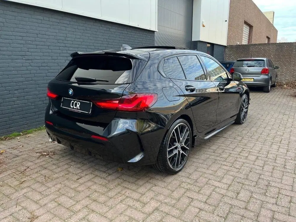 BMW 1-serie 118I M PERFORMANCE PANO KUIPSTOELEN CAMERA uit 2020, foto 3