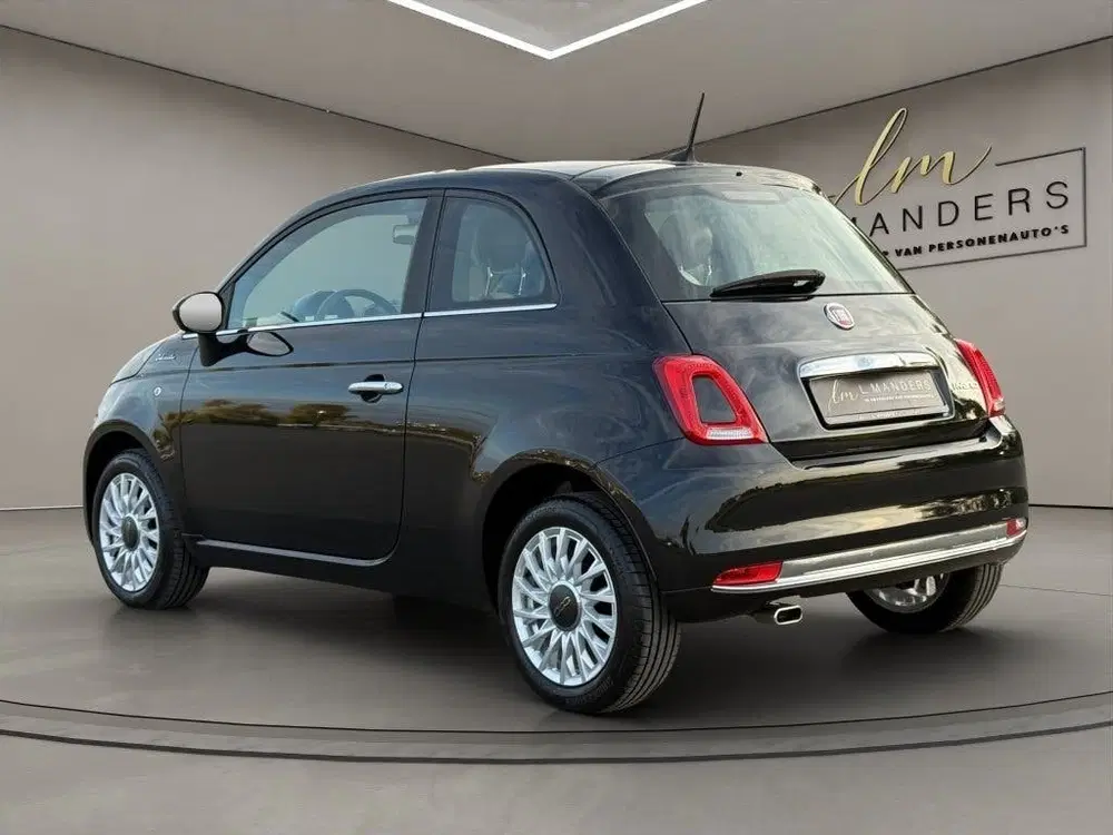 Fiat 500 1.0 Hybrid Dolcevita 2021 Zwart uit 2021, foto 8