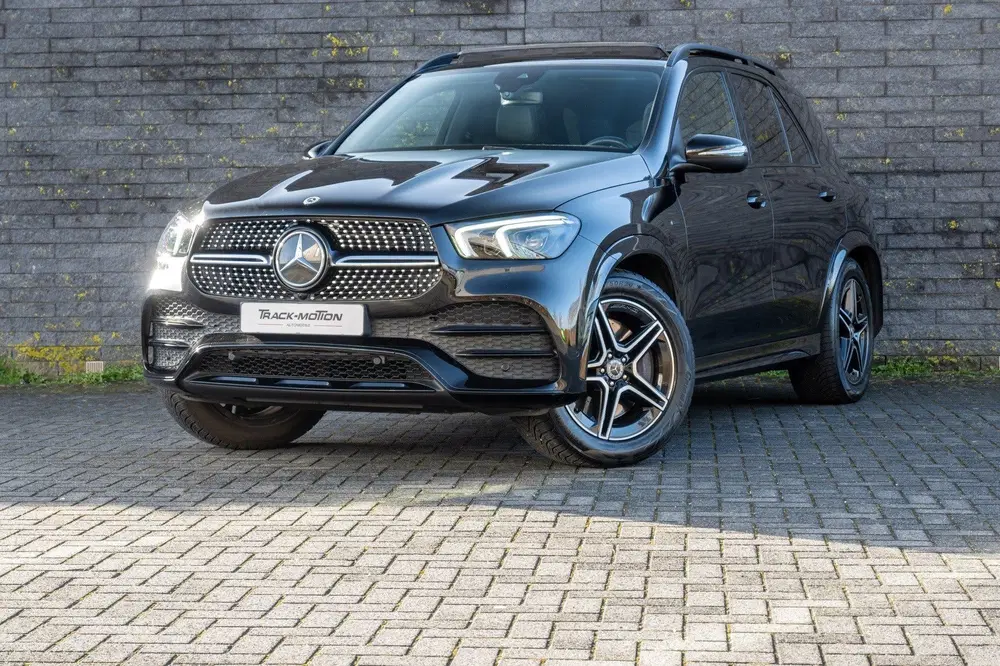 Mercedes-Benz GLE 350 de 4MATIC AMG-line Panoramdak uit 2020, foto 2