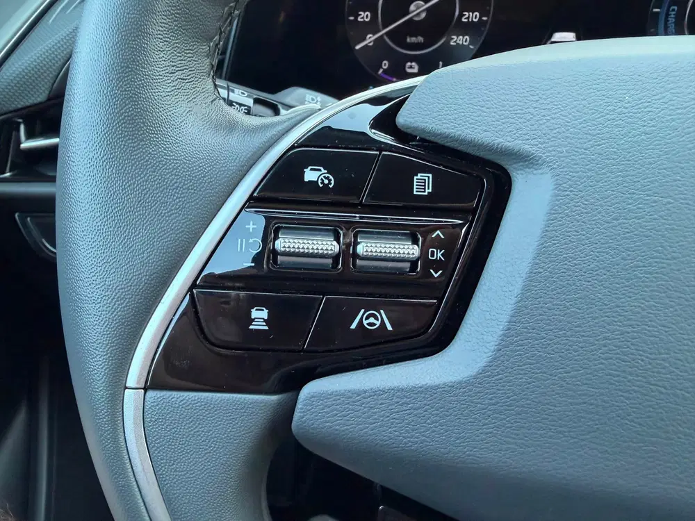 Kia Niro DynamicPlusLine 64.8kWH ACC WARMTEPOMP SOH uit 2023, foto 14