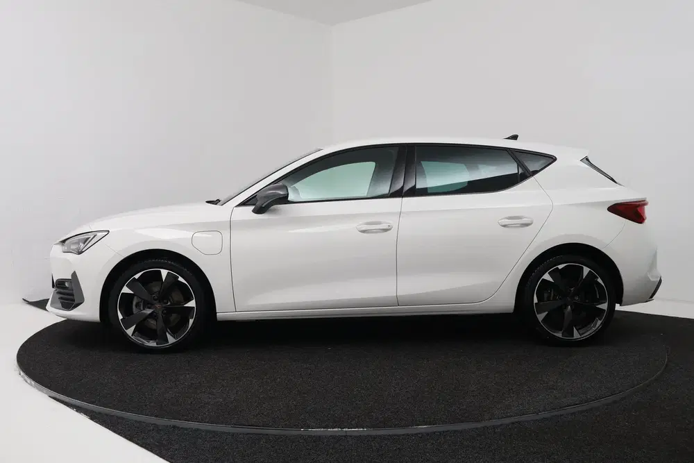 Cupra Leon 1.4 e-Hybrid VZ 245PK (STOELVERWARMING uit 2022, foto 2