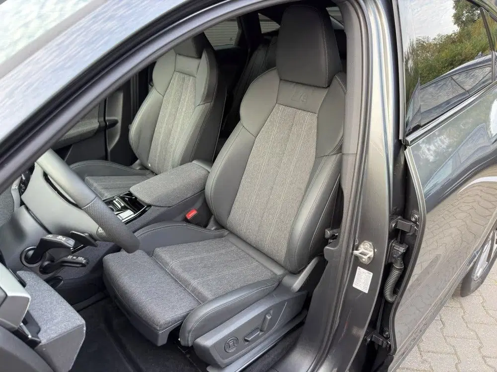 Audi Q6 e-tron performance 100 kWh 306 PK S Line uit 2026, foto 10
